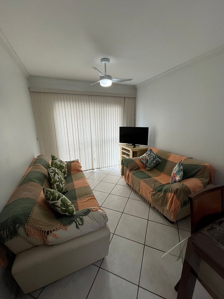 Comfortable Apartment 350m from the Beach in Guarujá