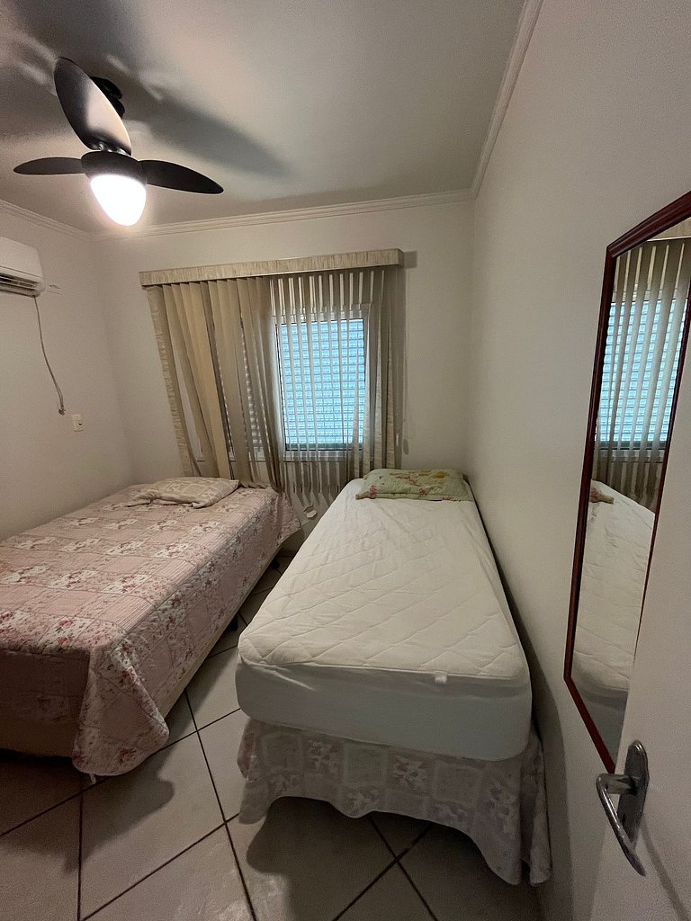 Apartamento Confortável a 350m da Praia em Guarujá