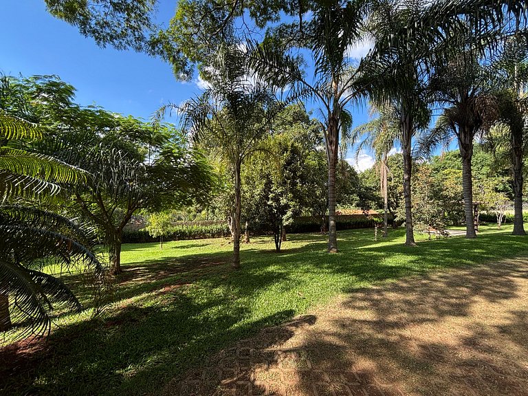 Casa de Campo em Itatiba: Doda Training e Greenhouse