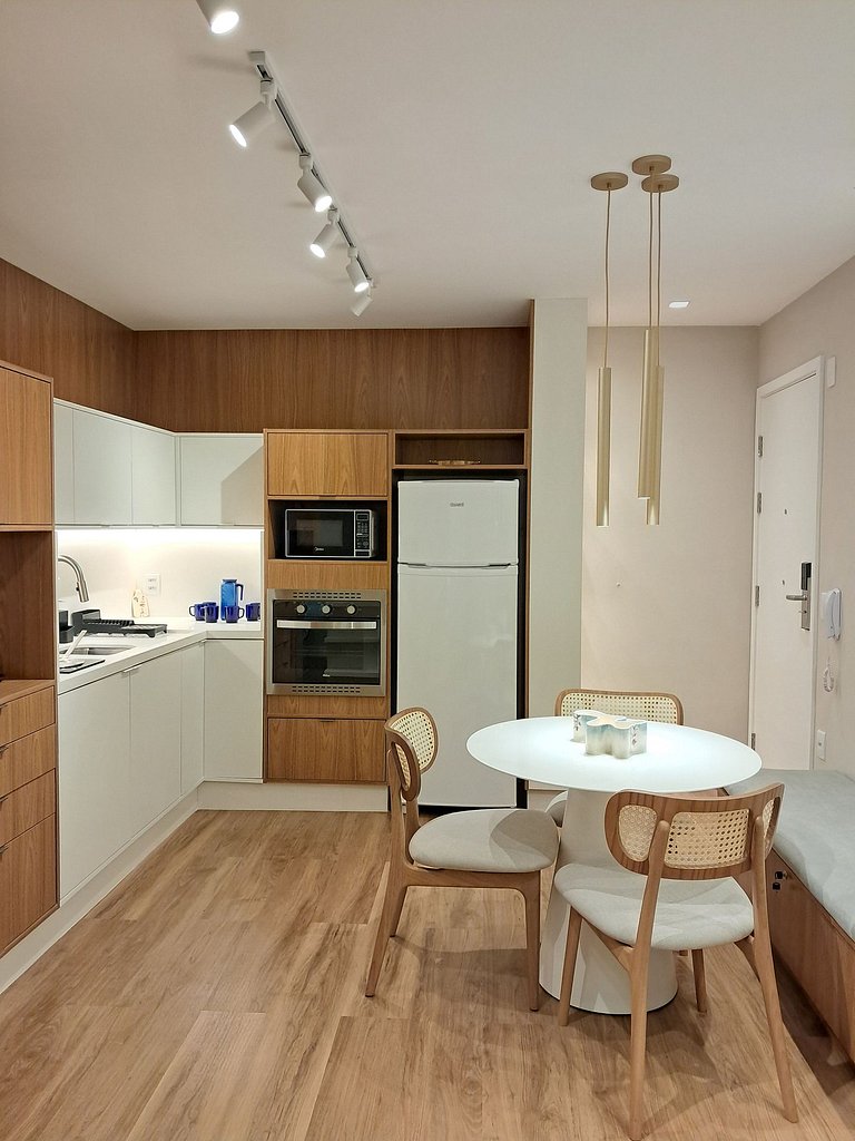Studio perto do Hospital São Paulo e Metro Saúde