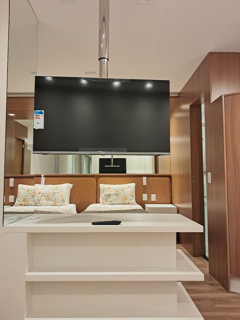 Studio perto do Hospital São Paulo e Metro Saúde